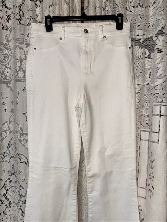 American Eagle Outfitters Denim - American Eagle Outfitters White Flare Jeans